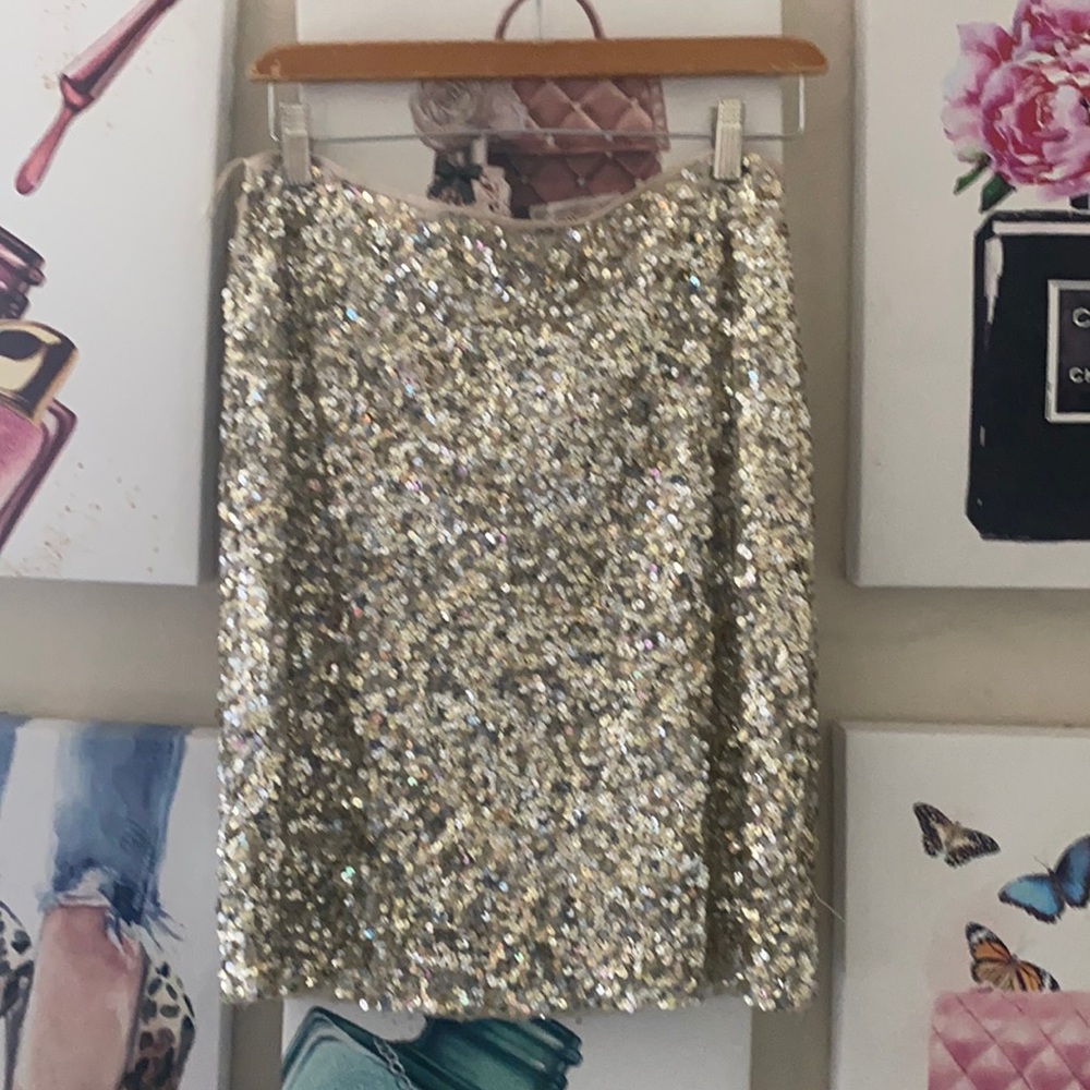 White House Black Market midi silver sequin skirt size 0